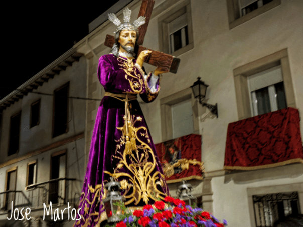 Procesión de la Imagen de Nuestro Padre Jesús Nazareno de Noalejo (José Navas Parejo. Década de los años 40 del siglo XX).