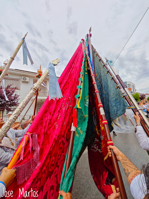 Cruce de banderas de las Cofradías de la Virgen de la Cabeza de Montillana y Noalejo