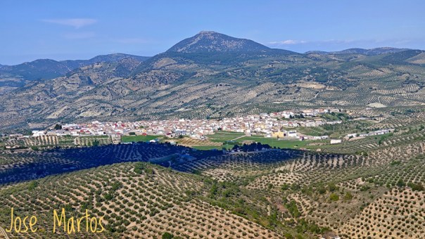 Vista de los Noalejo, territorio de Entredichos, desde el Cerro de Santa Merced